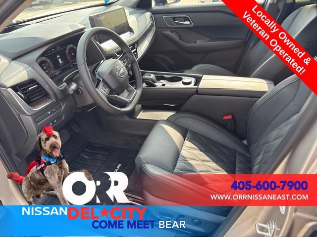 Used 2026 Nissan Rogue Platinum w/ Platinum Premium Package AWD/4WD image 13