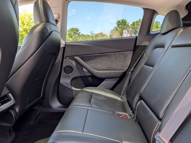 Used 2023 Tesla Model Y Long Range AWD/4WD image 18