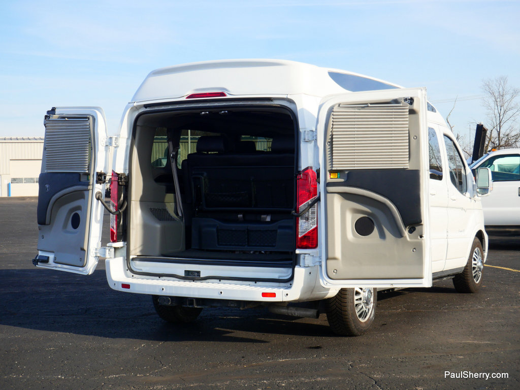 Used 2023 Ford Transit 150 Low Roof AWD image 24