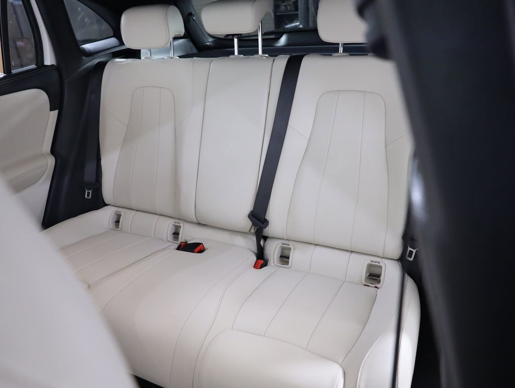 Used 2025 Mercedes-Benz GLA 250 4MATIC image 40