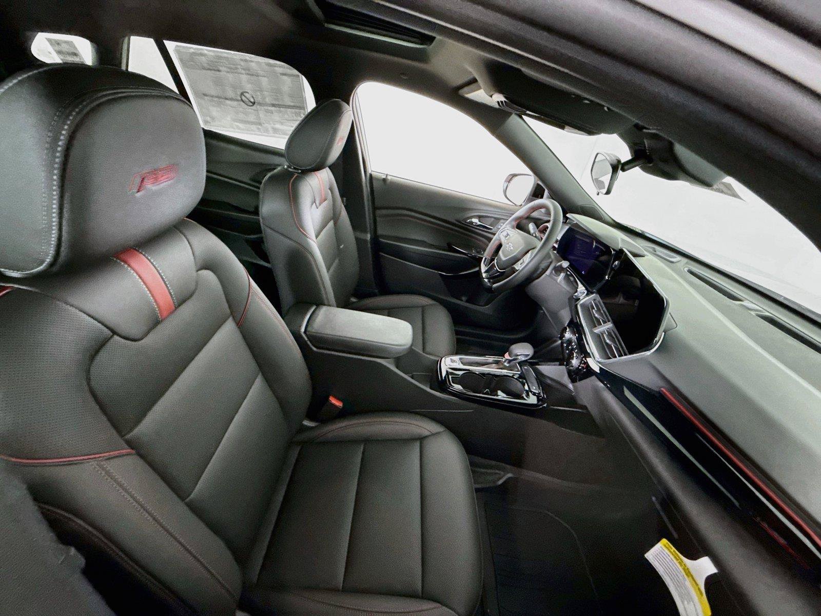 New 2026 Chevrolet Trax RS w/ Sunroof Package FWD image 20