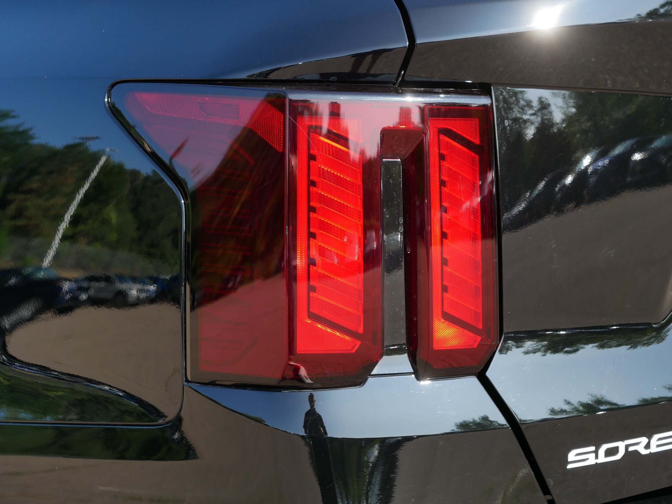 Certified 2024 Kia Sorento S w/ Panoramic Sunroof Package AWD/4WD image 17