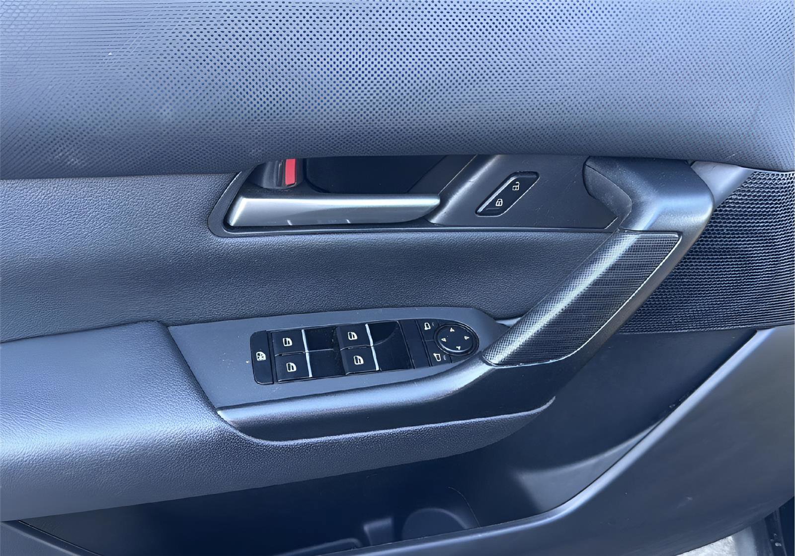 Used 2024 MAZDA CX-50 AWD 2.5 S w/ Preferred Package image 10