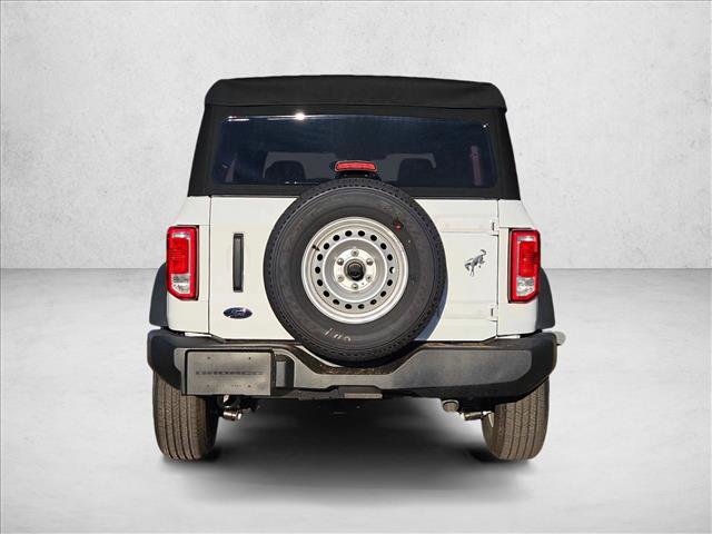 New 2025 Ford Bronco 4-Door image 6