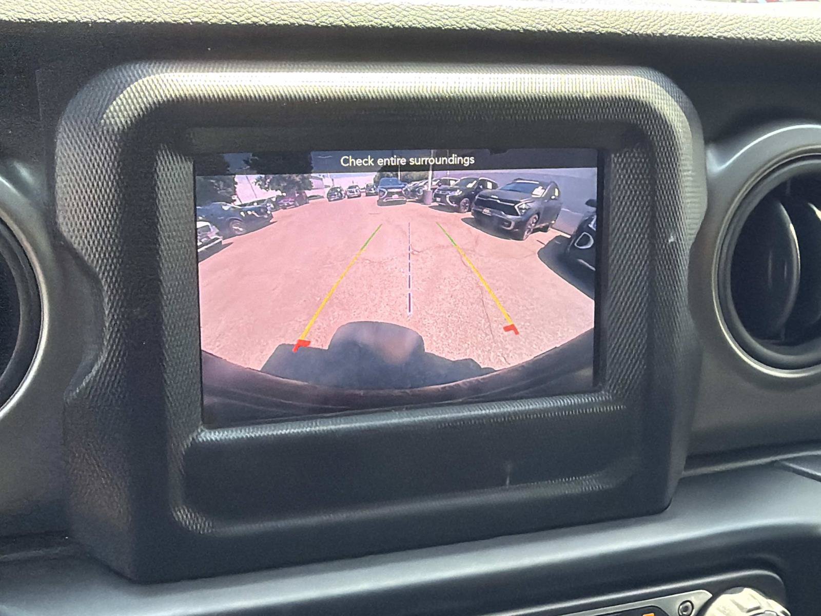 Used 2022 Jeep Wrangler Unlimited Sport AWD/4WD image 27