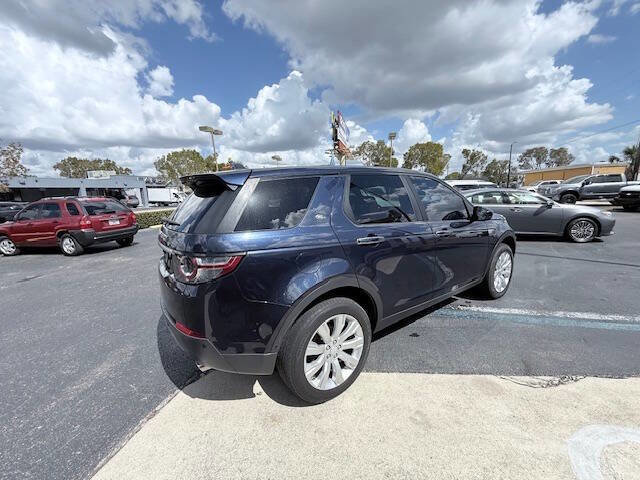 Used 2015 Land Rover Discovery Sport HSE Luxury image 7