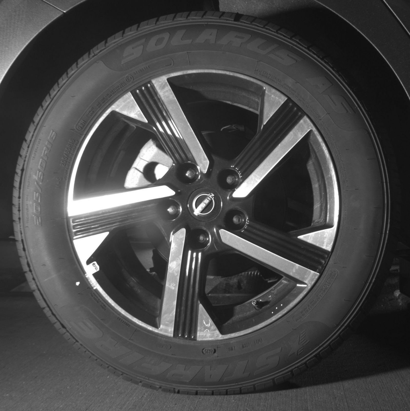 Used 2025 Nissan Sentra SV FWD image 18