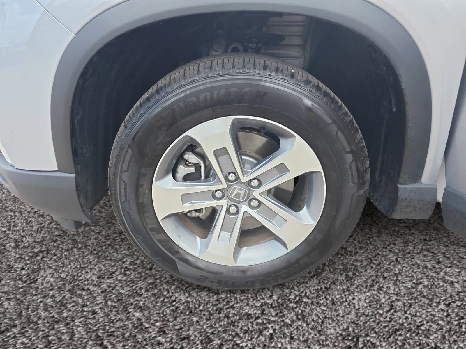 Used 2025 Honda Pilot EX-L image 14