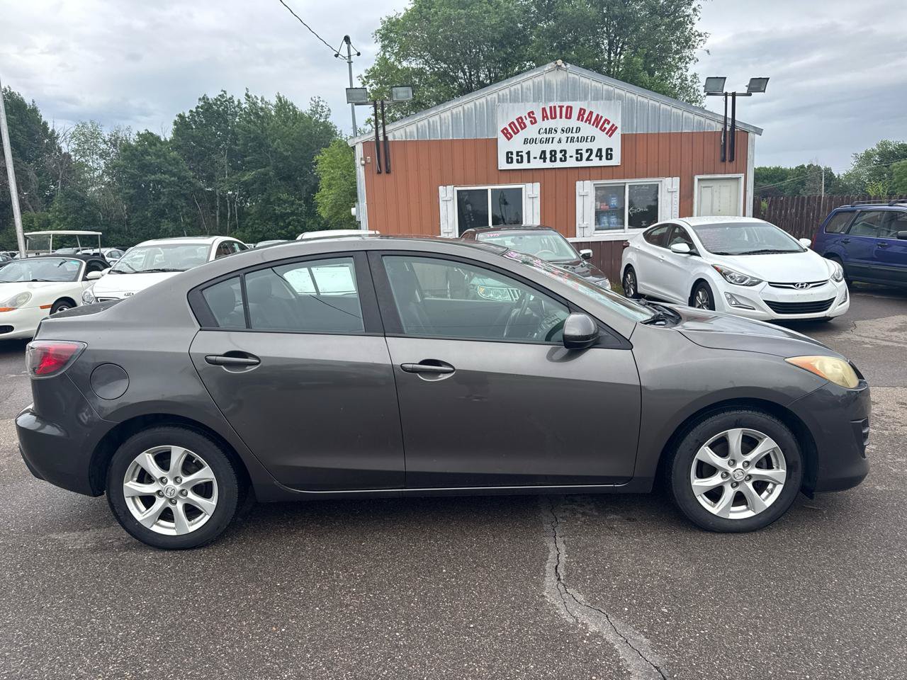 Used 2010 MAZDA MAZDA3 i Touring FWD image 4