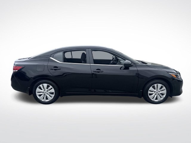 Used 2025 Nissan Sentra S FWD image 7