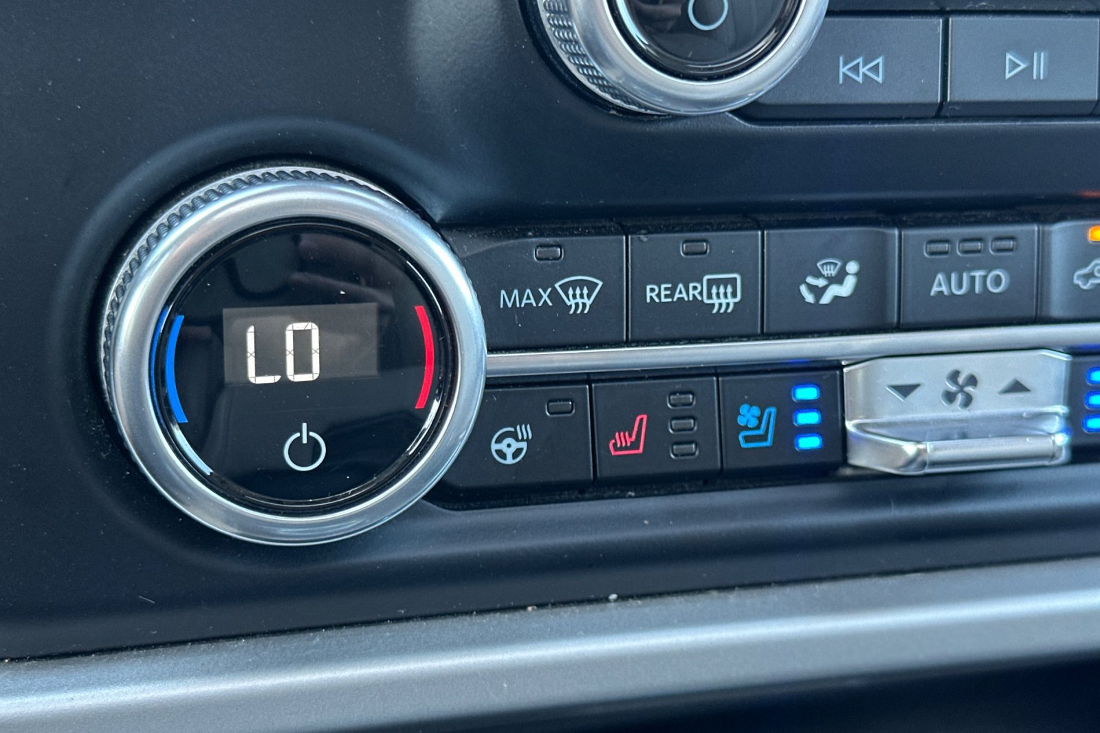 Used 2024 Ford Expedition Max Limited RWD image 28