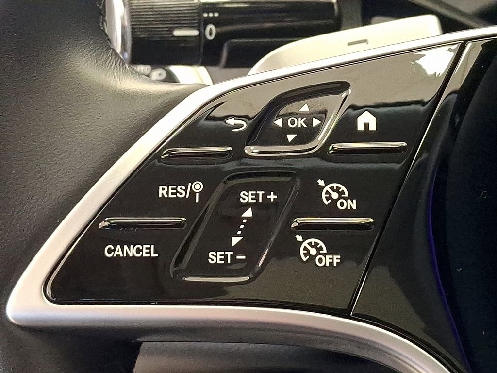 Used 2024 Mercedes-Benz E 350 4MATIC Sedan image 21