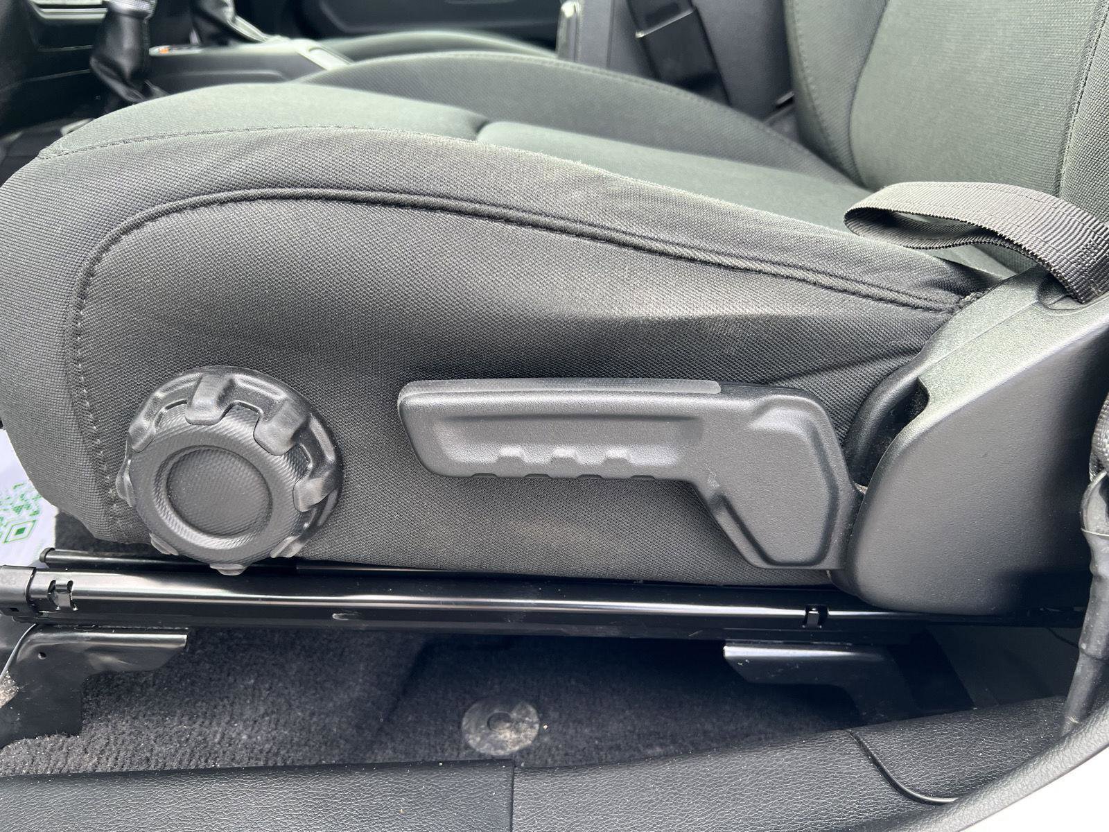 Used 2021 Jeep Gladiator Willys image 22