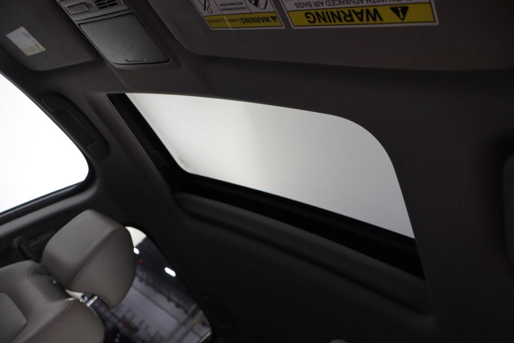Used 2017 Honda CR-V EX-L image 24