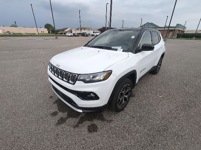 Used 2025 Jeep Compass Limited AWD/4WD image 16