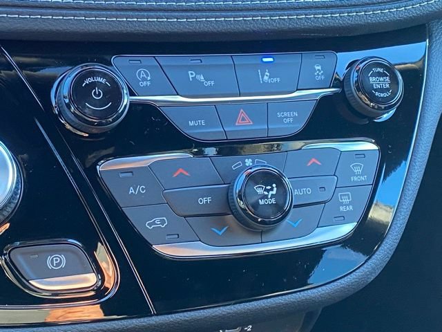 New 2026 Chrysler Pacifica Select w/ S Appearance Package FWD image 23