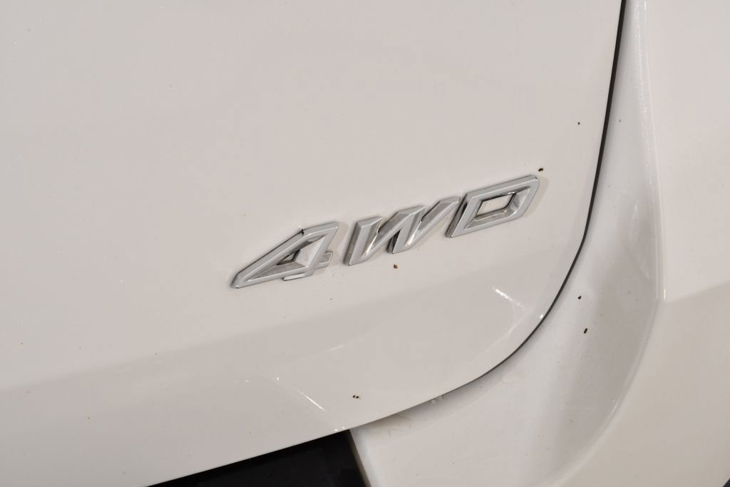 Used 2022 Ford Explorer XLT w/ Equipment Group 202A AWD/4WD image 24