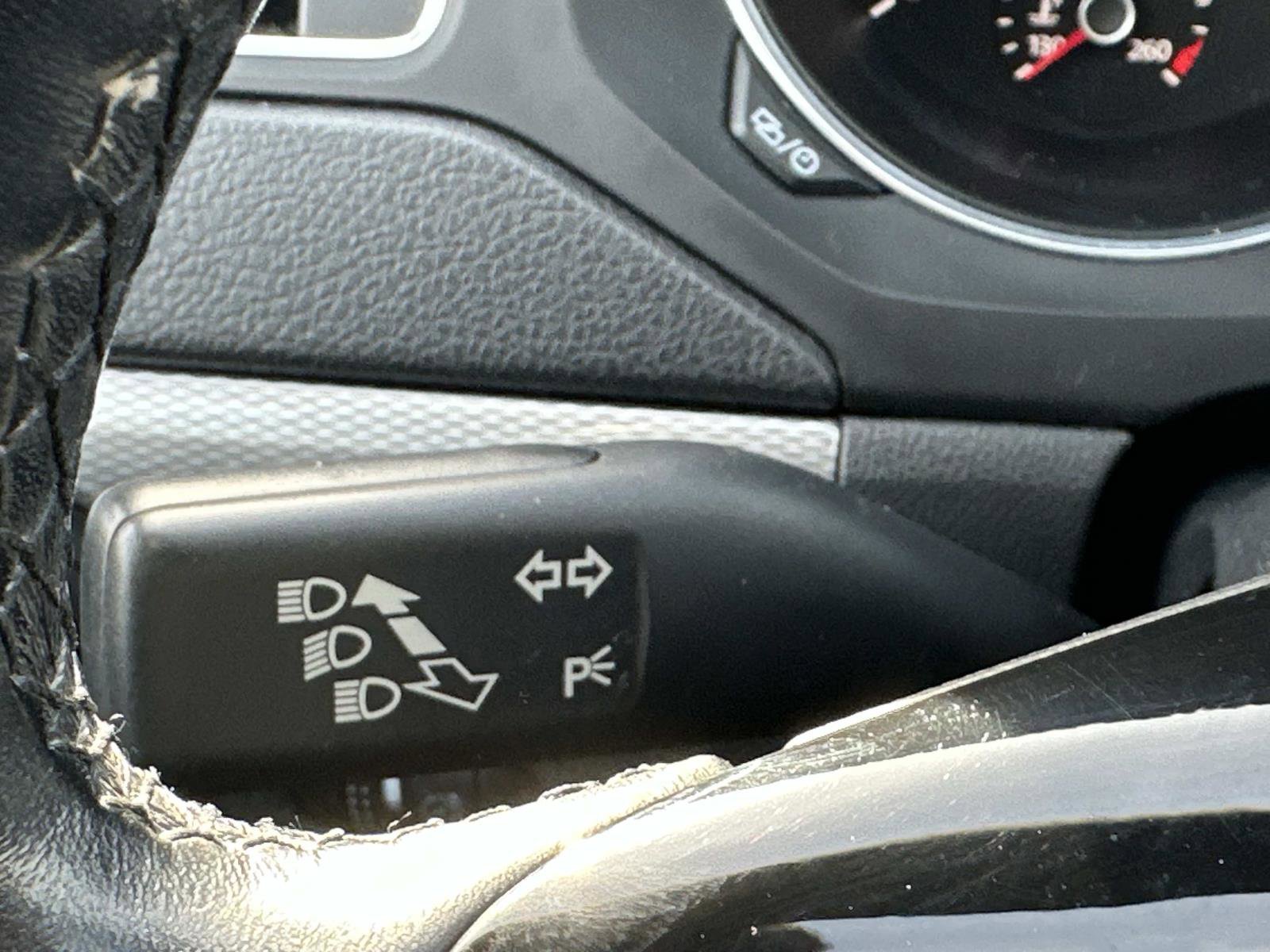 Used 2018 Volkswagen Jetta SE image 25