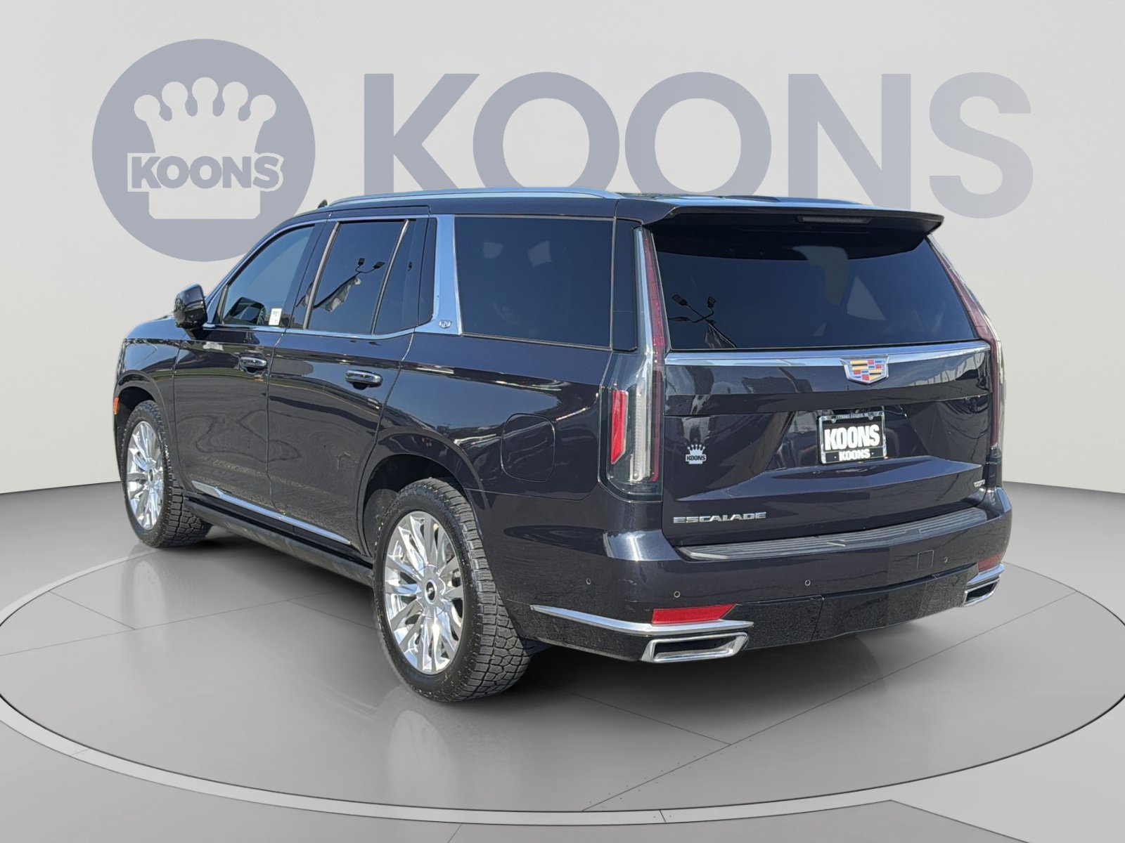 Used 2023 Cadillac Escalade Premium Luxury w/ Performance Package AWD/4WD image 4