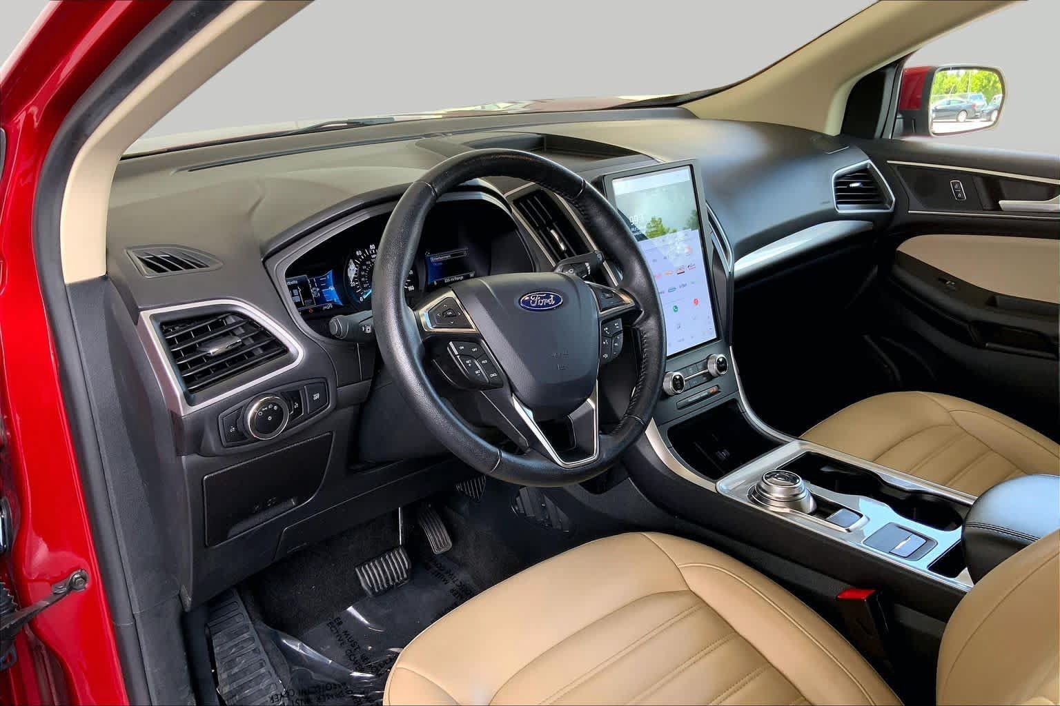 Used 2024 Ford Edge SEL AWD/4WD image 18