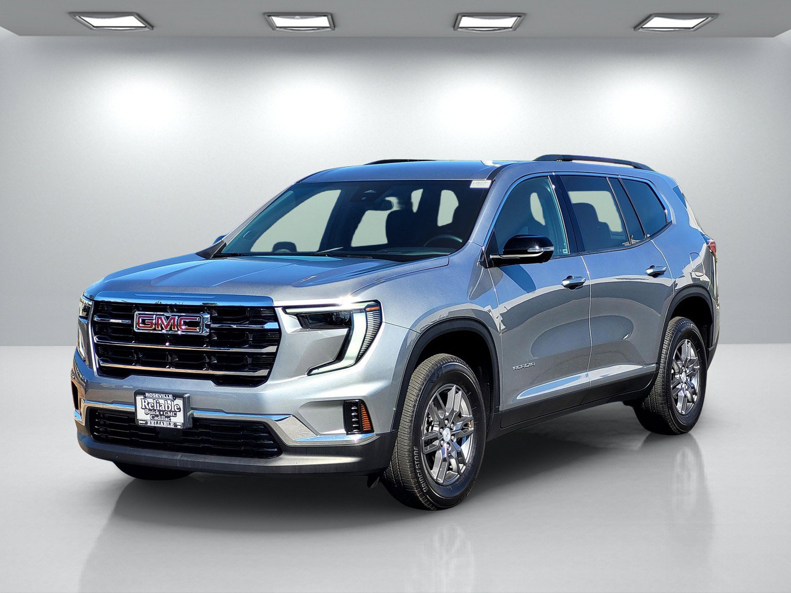 Used 2025 GMC Acadia Elevation FWD image 8