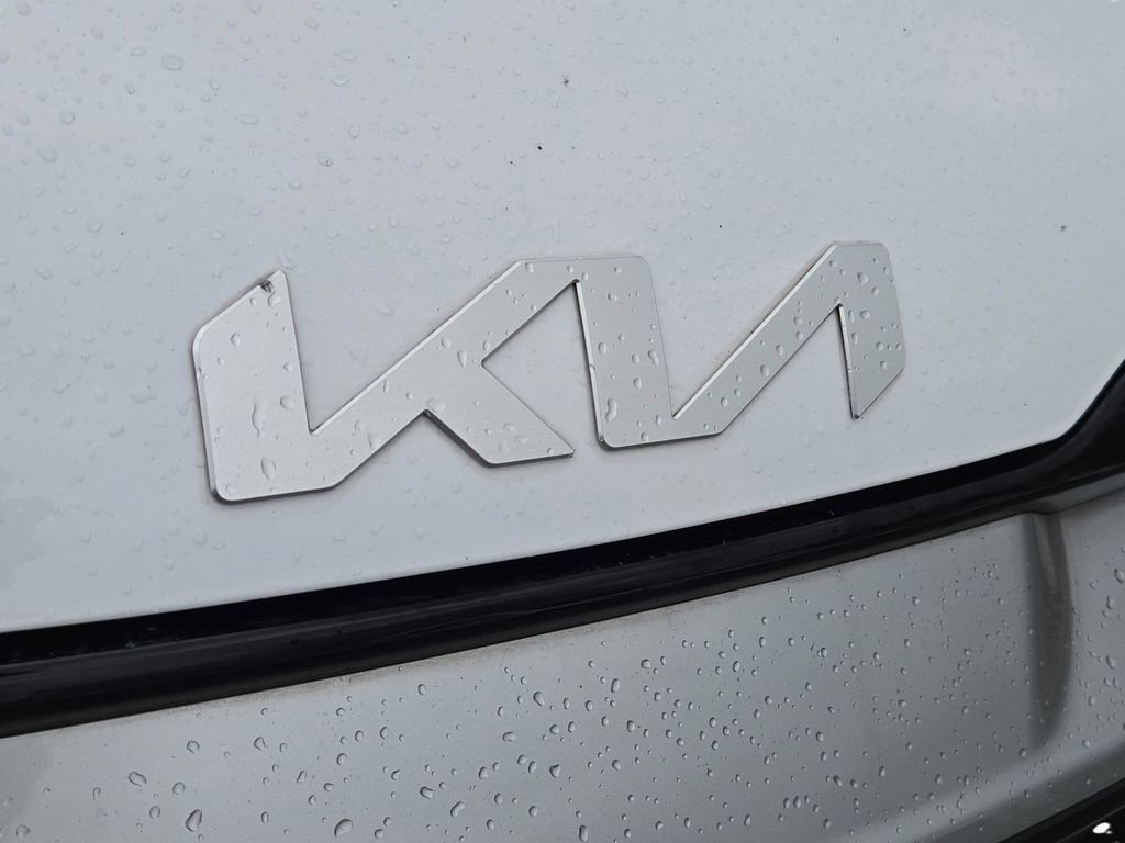 Used 2023 Kia Sportage EX image 26