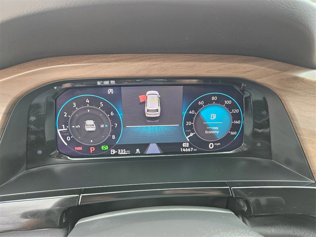 Used 2025 Volkswagen Atlas SE image 19