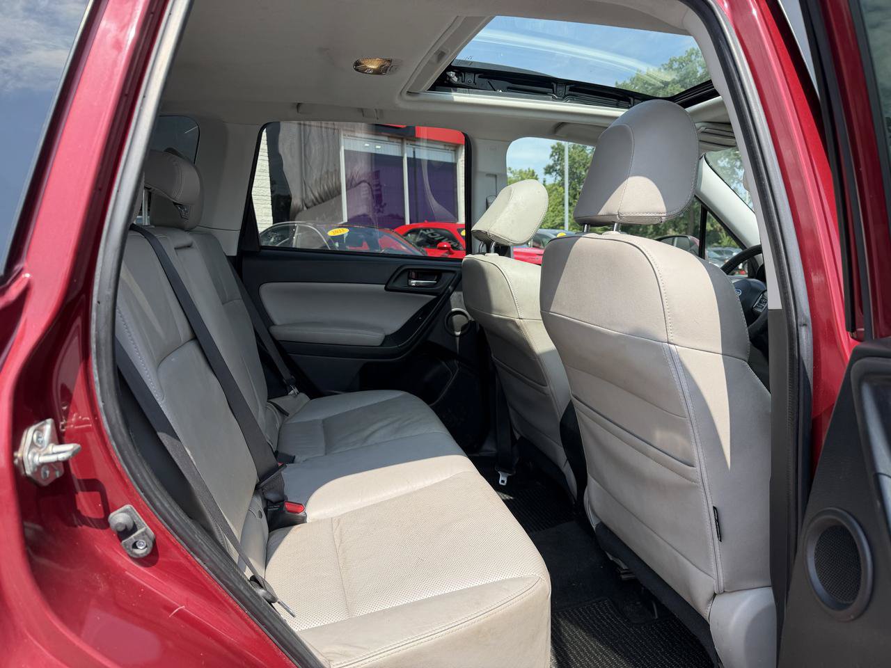 Used 2015 Subaru Forester 2.5i Limited AWD/4WD image 14