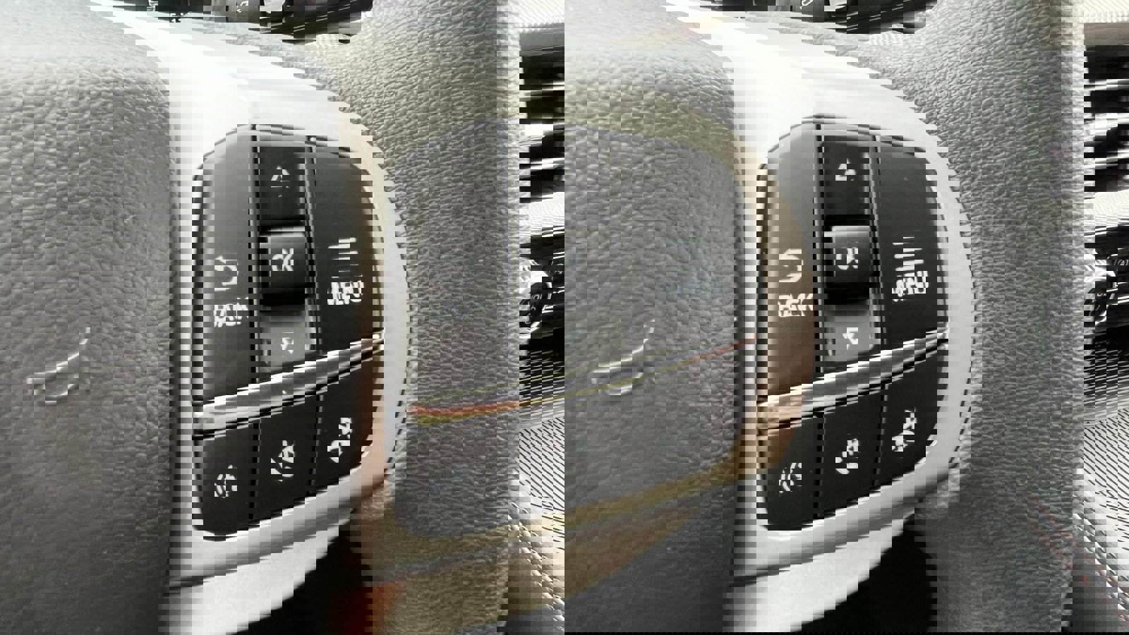 New 2026 Ford Explorer Active image 15