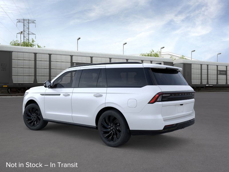 New 2026 Lincoln Navigator Reserve w/ Jet Appearance Package image 4