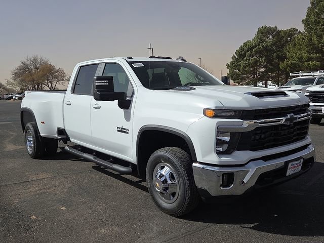 New 2026 Chevrolet Silverado 3500 LT w/ Texas Edition image 5