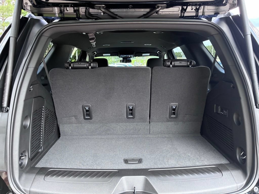 New 2026 Chevrolet Tahoe LT w/ Comfort Package RWD image 16
