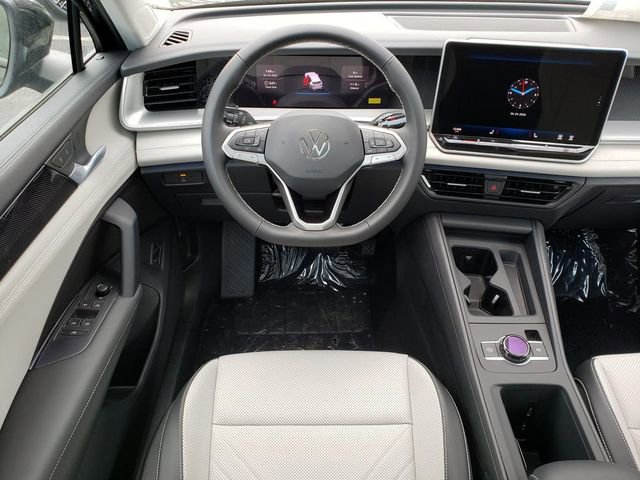 New 2026 Volkswagen Tiguan SE AWD/4WD image 10
