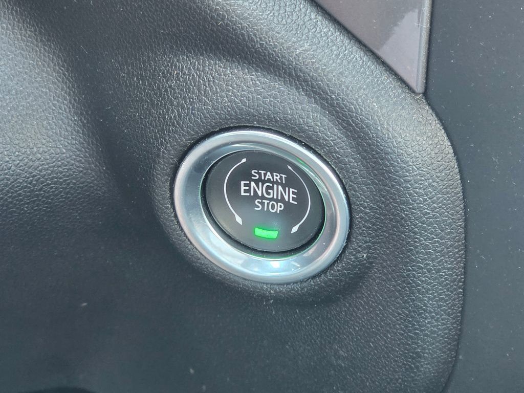 Certified 2024 GMC Sierra 2500 Pro w/ Convenience Package image 15