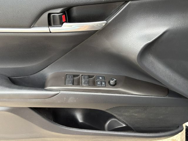 Used 2022 Toyota Camry LE FWD image 13