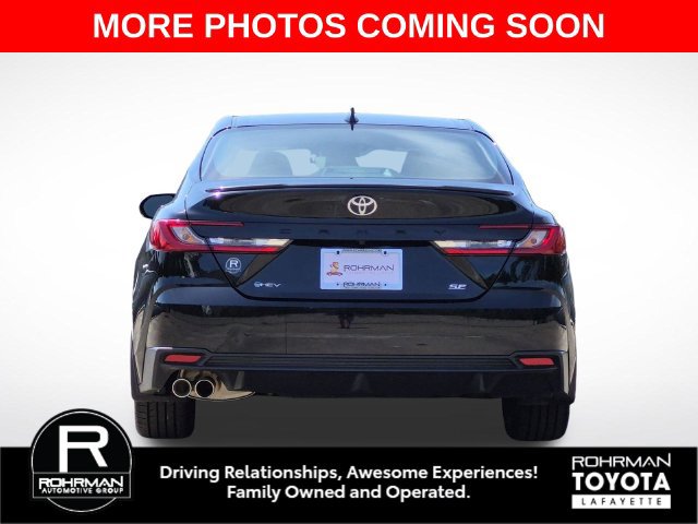 Used 2026 Toyota Camry SE FWD image 6