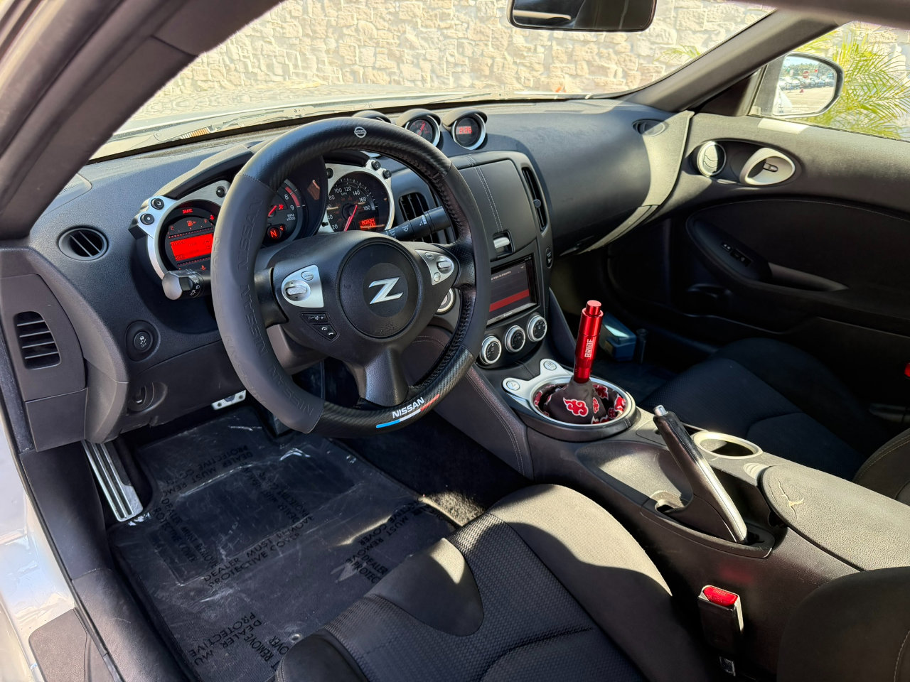 Used 2015 Nissan 370Z 2dr Cpe Manual Sport image 26