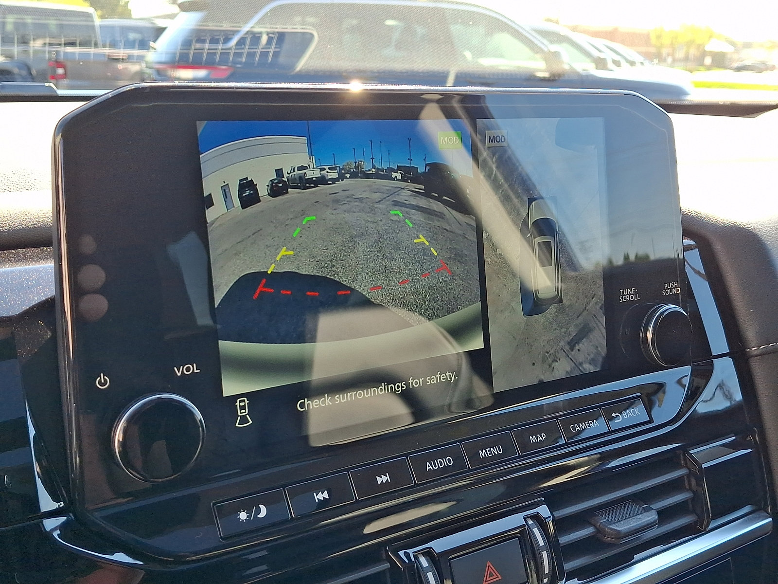 Used 2023 Nissan Pathfinder SL w/ SL Premium Package image 27