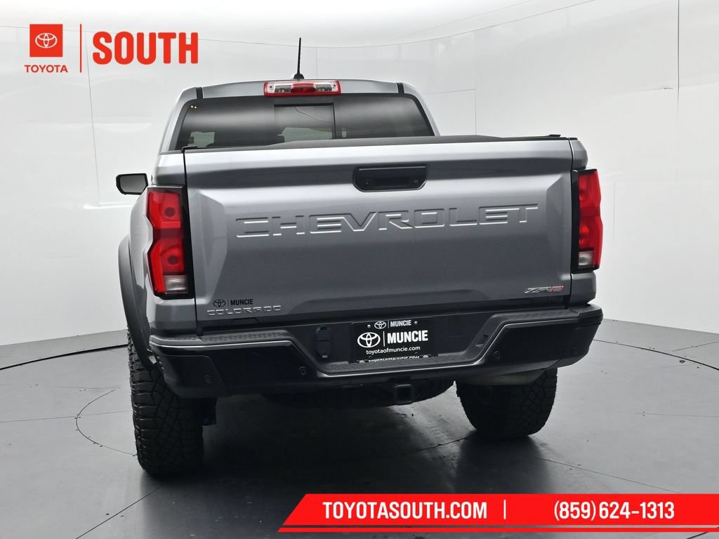 Used 2024 Chevrolet Colorado ZR2 w/ Technology Package AWD/4WD image 6
