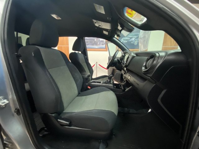 Used 2021 Toyota Tacoma TRD Sport RWD image 16