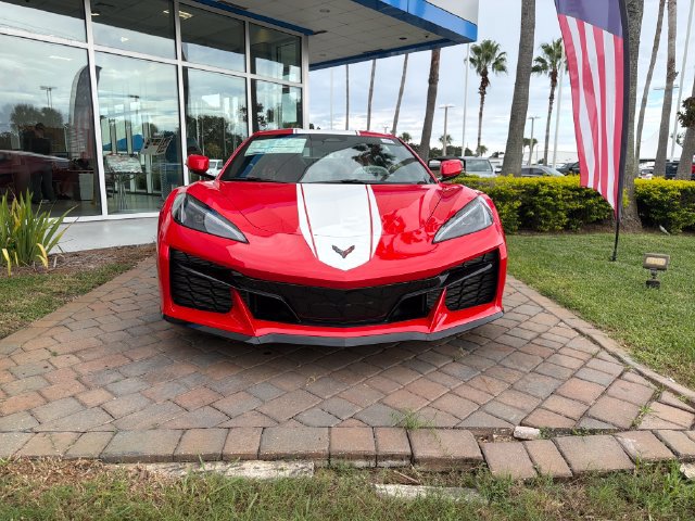 New 2027 Chevrolet Corvette Grand Sport w/ Z52 Sport Performance Package RWD image 5