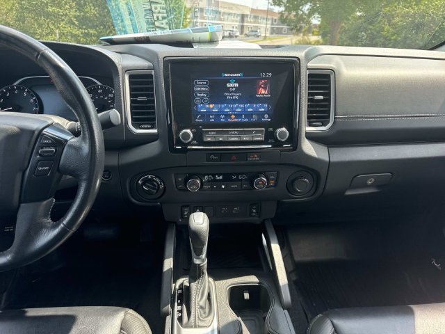 Used 2024 Nissan Frontier SL AWD/4WD image 20