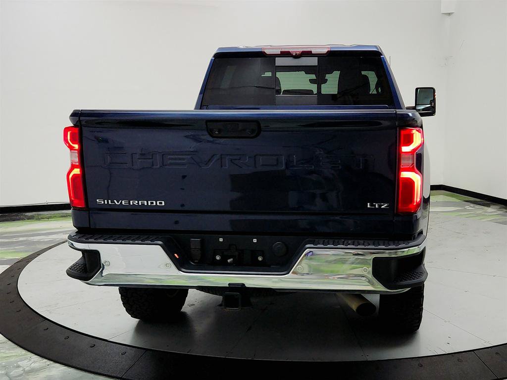 Used 2020 Chevrolet Silverado 2500 LTZ w/ LTZ Premium Package AWD/4WD image 6
