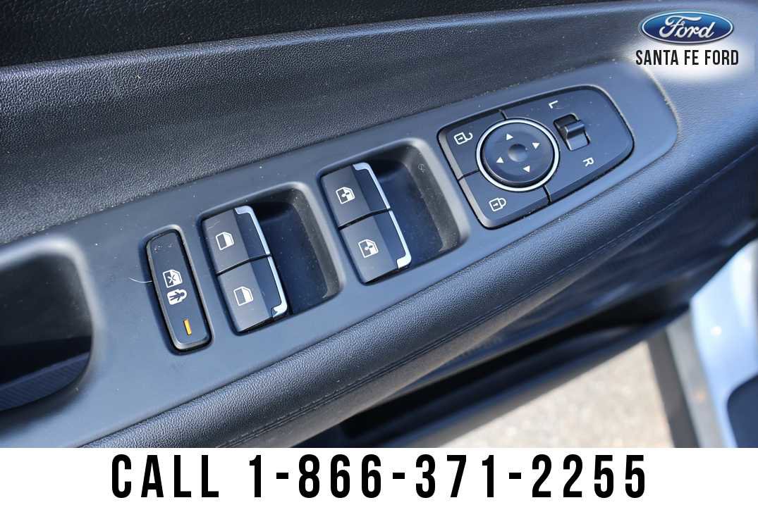 Used 2023 Hyundai Santa Fe SEL image 11