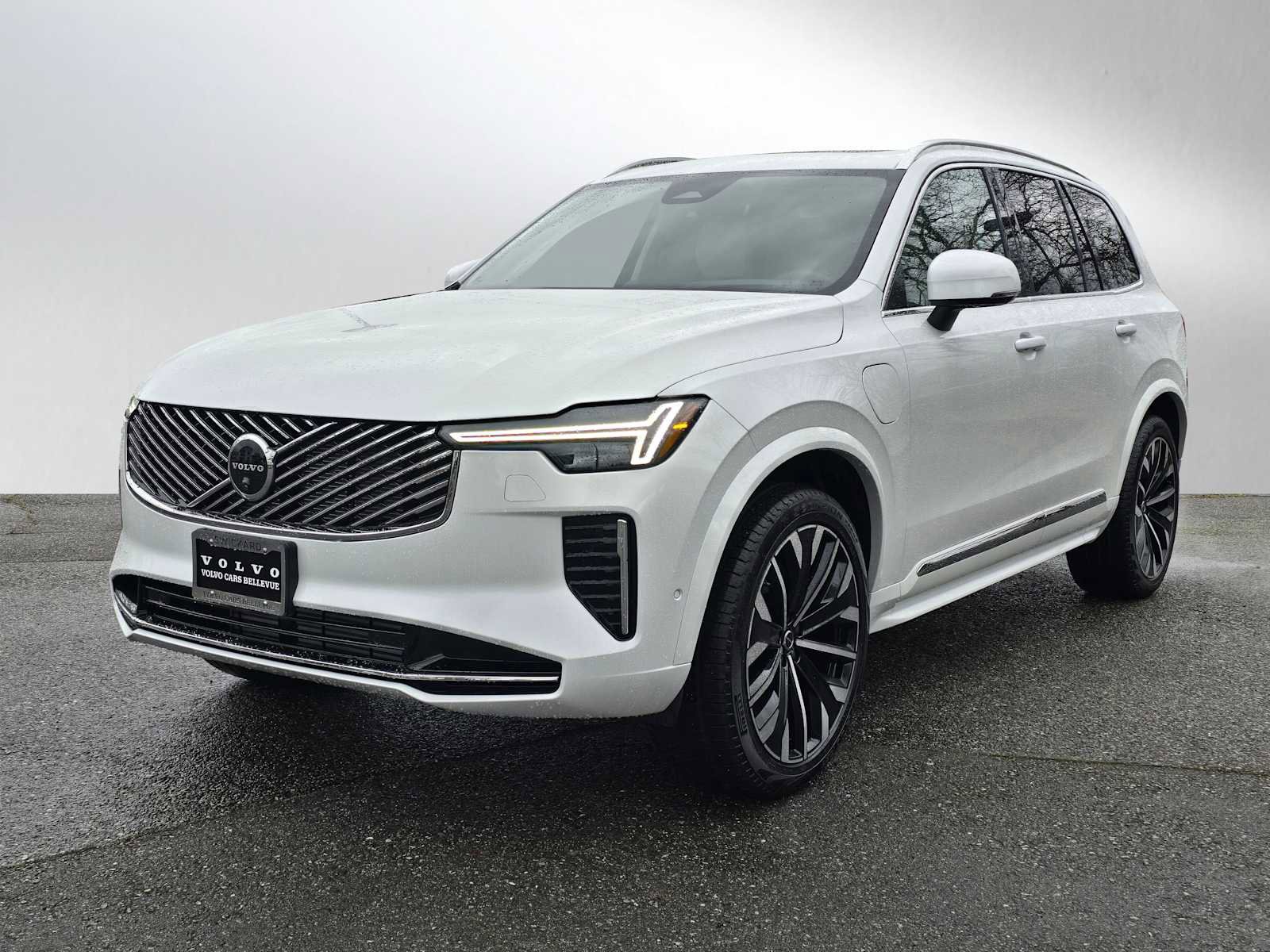 New 2026 Volvo XC90 T8 Ultra w/ Lounge Package image 7