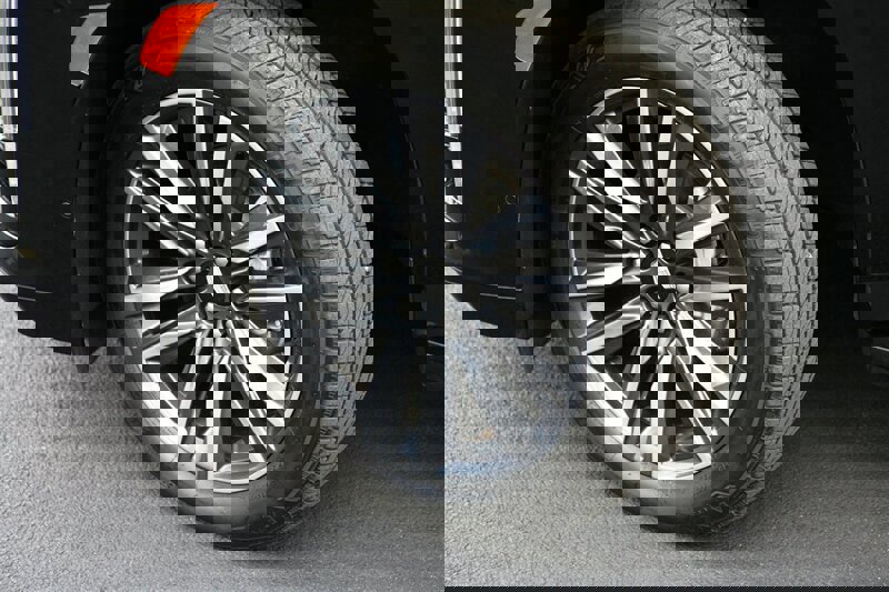 Used 2023 Cadillac Escalade Sport image 3