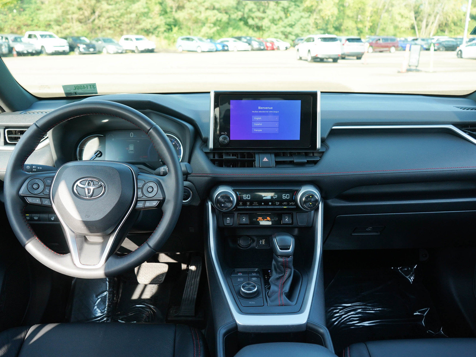Used 2024 Toyota RAV4 SE w/ Weather & Moonroof Package AWD/4WD image 16