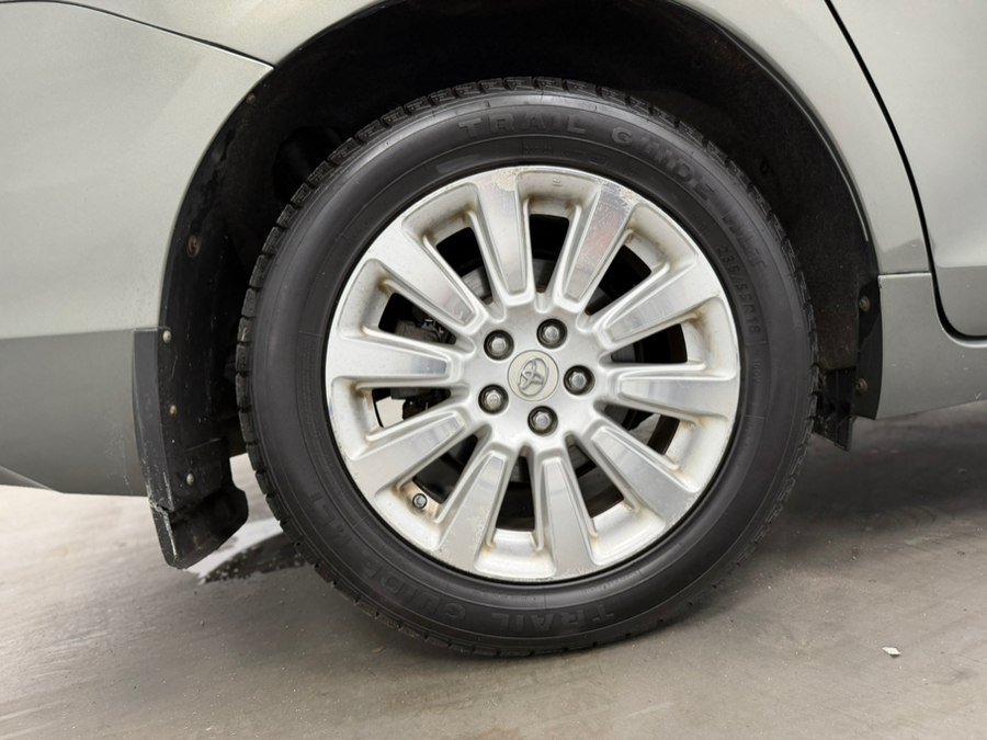 Used 2011 Toyota Sienna XLE w/ Premium Pkg AWD/4WD image 65