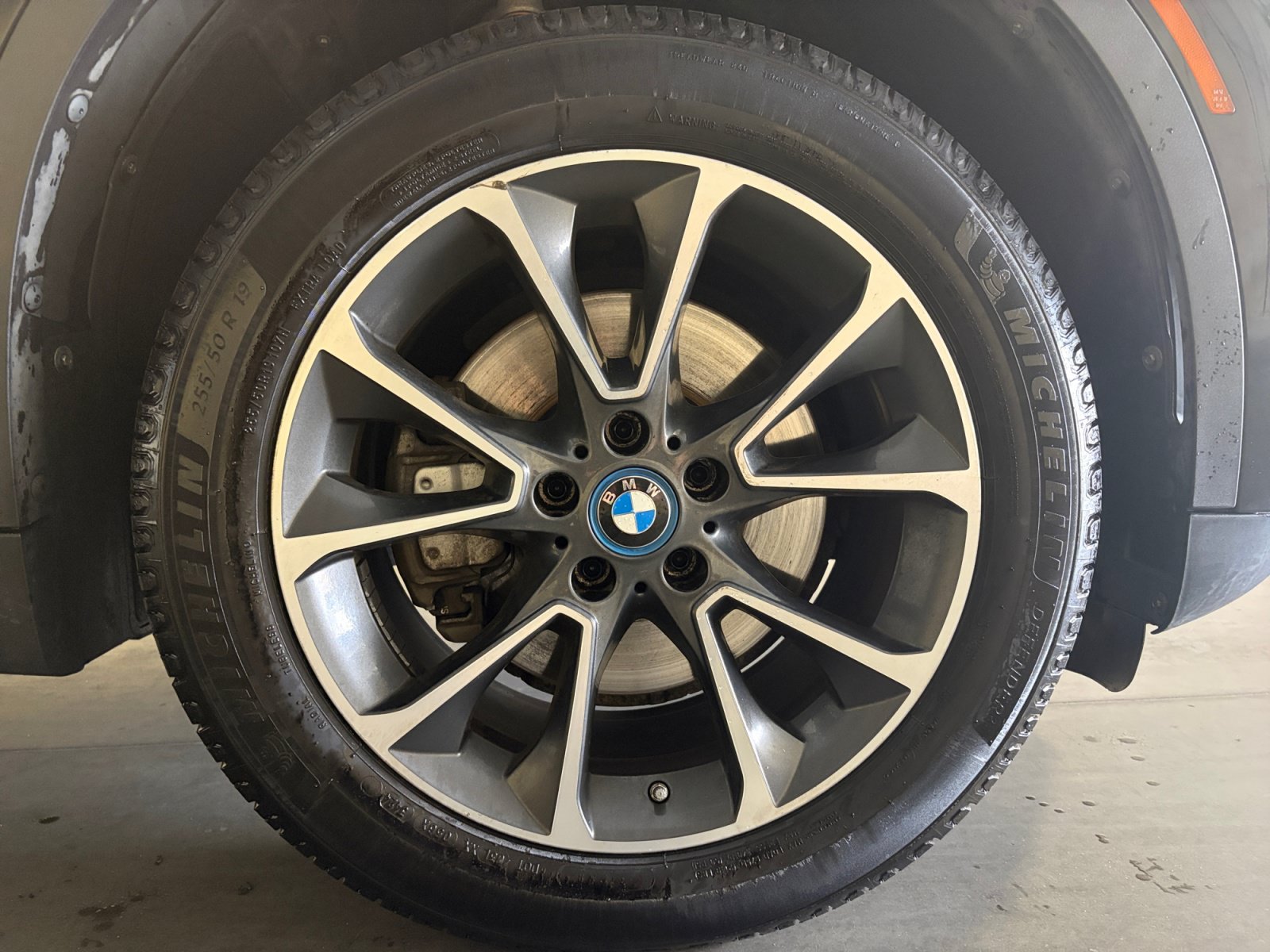 Used 2018 BMW X5 xDrive40e AWD/4WD image 4