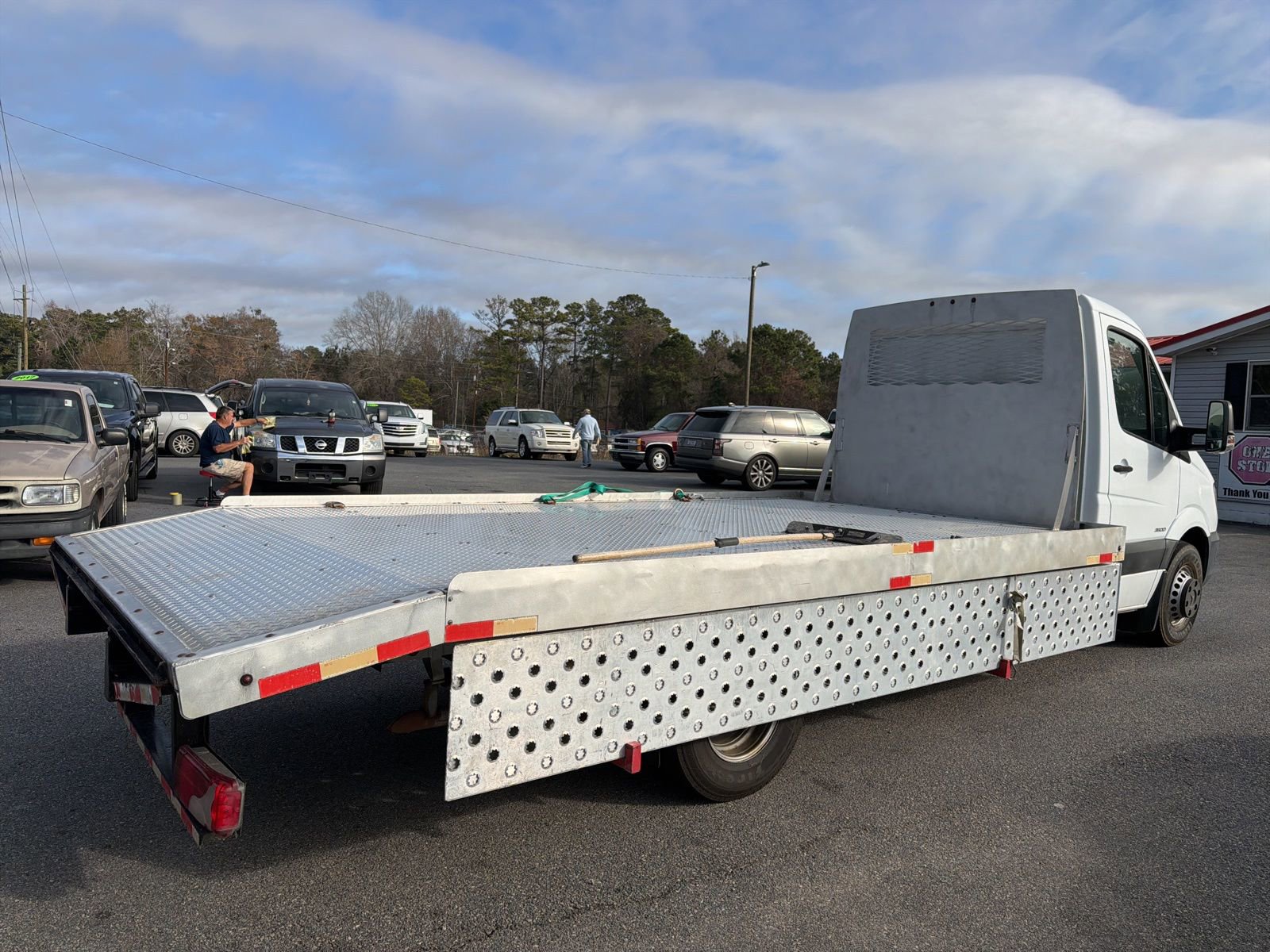 Used 2016 Mercedes-Benz Sprinter 3500 image 4
